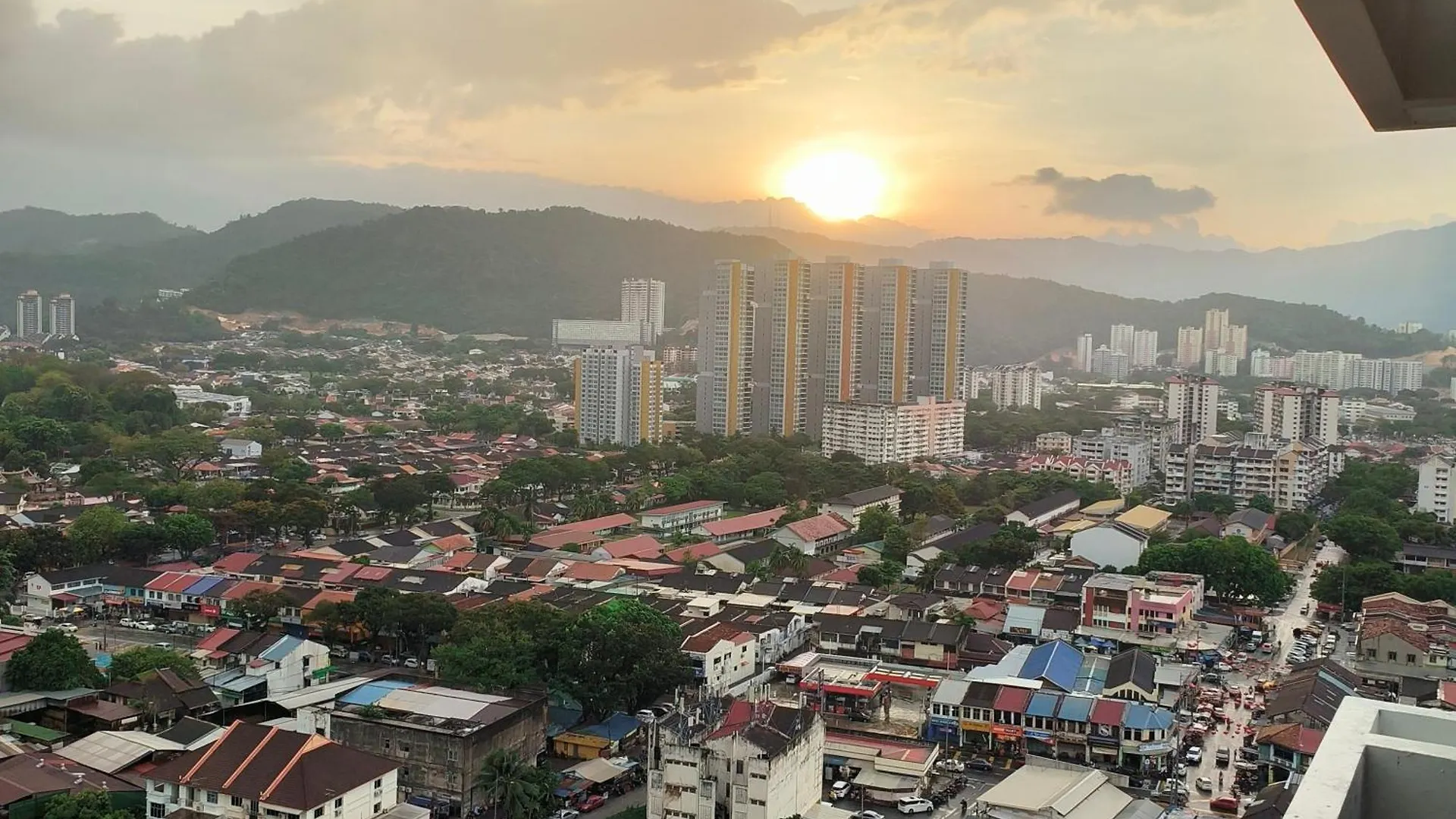 New Urban Suite Majestics 3Br Homestay At Georgetown By Urban Staycation Heng Jelutong Apartment