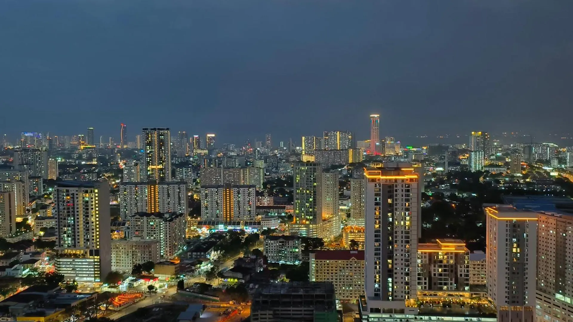 New Urban Suite Majestics 3Br Homestay At Georgetown By Urban Staycation Heng Jelutong 0*,  Malaysia